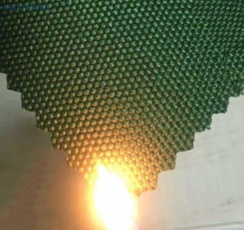 1000D PU は耐火性の耐火性のテントの袋の生地に塗られました